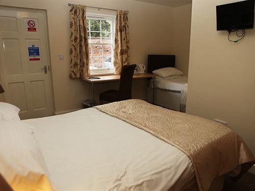 The Downe Arms Hotel Snaith Екстериор снимка